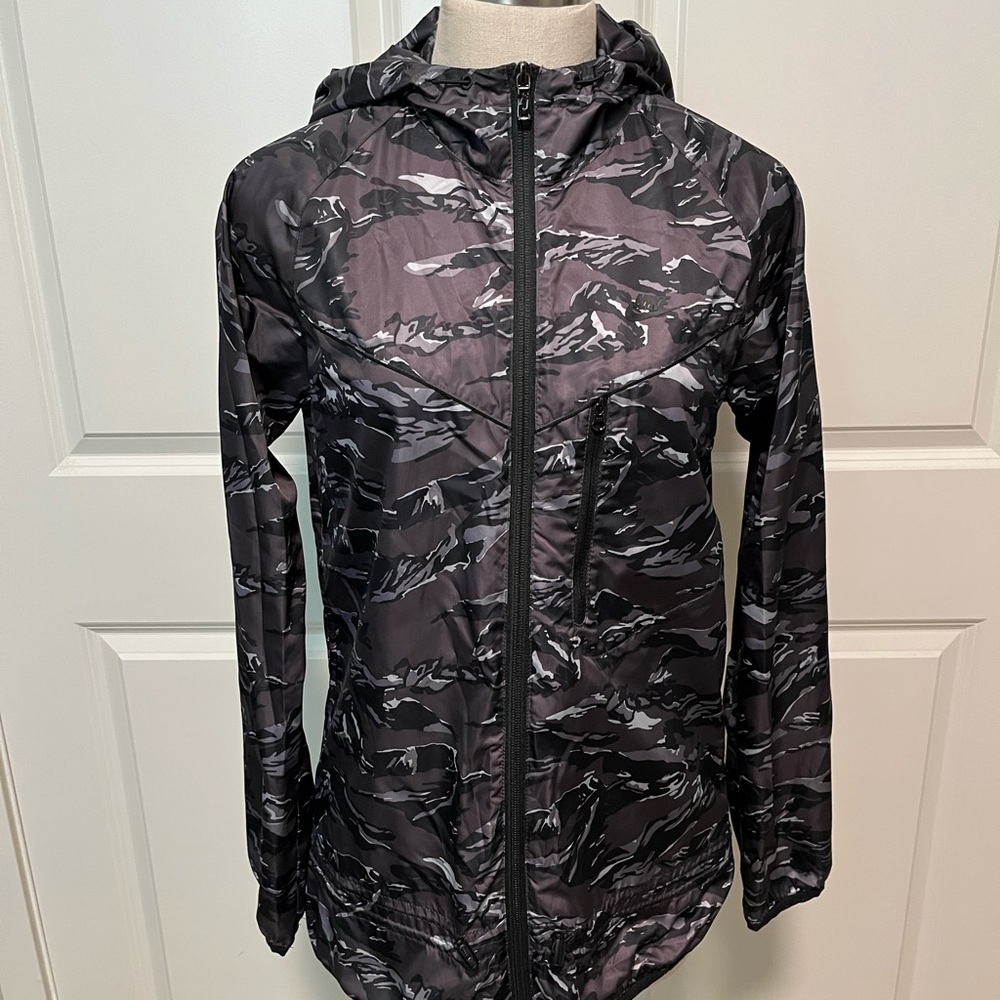 Nike Sportswear Windrunner jacket